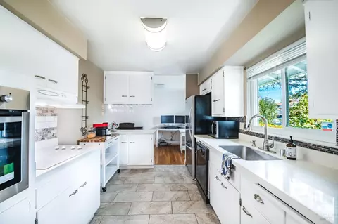 Kitchen - 1719 Elm St, Fairfield, CA 94533 photo 1 of 4