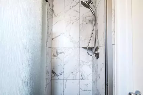 Bath - 1719 Elm St, Fairfield, CA 94533 photo 2 of 4