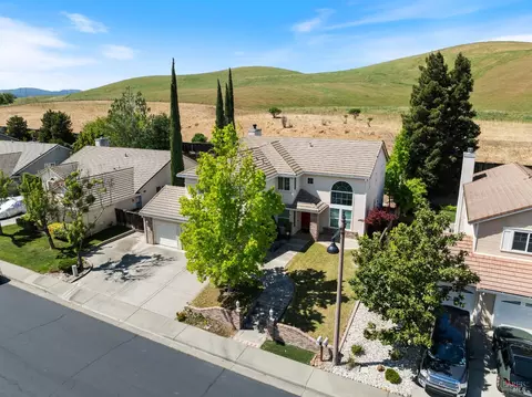 View/Area - 2266 Palmer Cir, Fairfield, CA 94534 photo 3 of 9