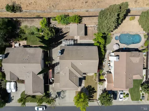 View/Area - 2266 Palmer Cir, Fairfield, CA 94534 photo 6 of 9