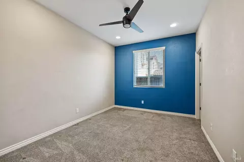 Bedroom - 5282 Jacque Bell Ln, Fairfield, CA 94533 photo 1 of 14