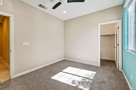 Bedroom - 5282 Jacque Bell Ln, Fairfield, CA 94533 photo 8 of 14