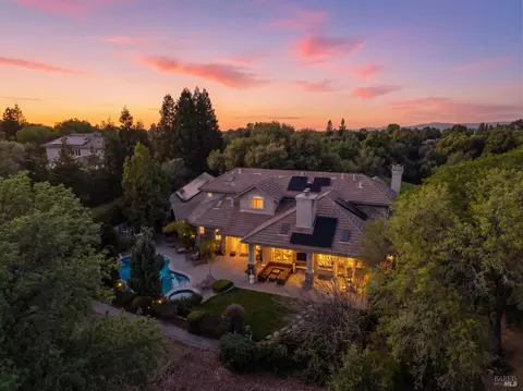 View/Area - 2054 Pinecrest Ct, Vacaville, CA 95688 photo 1 of 5