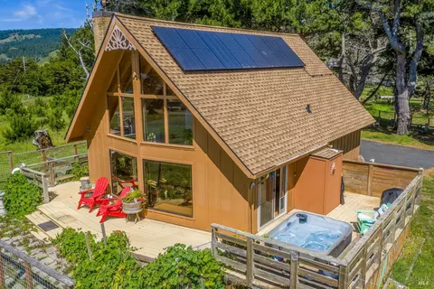 14720 S Highway 1, Manchester, CA 95459