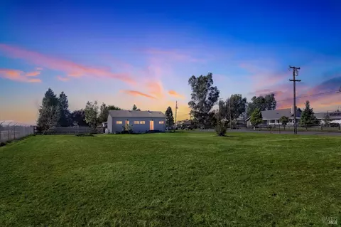 7610 Paddon Rd, Vacaville, CA 95688