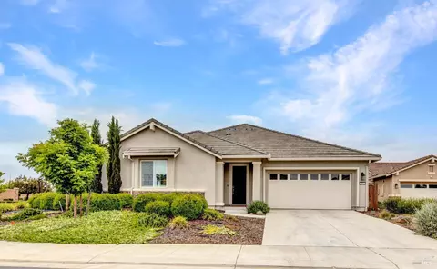 Exterior - 580 Wildflower Ct, Dixon, CA 95620 photo 9 of 9