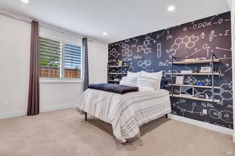 Bedroom - 580 Wildflower Ct, Dixon, CA 95620 photo 5 of 13
