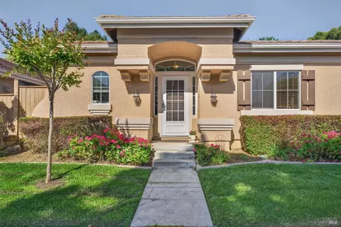 149 Dewberry Dr, Vacaville, CA 95688 photo 2