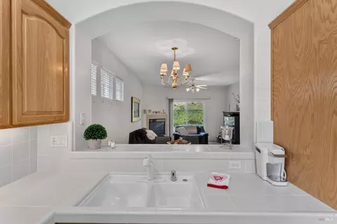 149 Dewberry Dr, Vacaville, CA 95688 photo 8