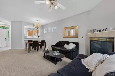149 Dewberry Dr, Vacaville, CA 95688 photo 16