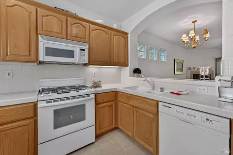 149 Dewberry Dr, Vacaville, CA 95688 photo 7