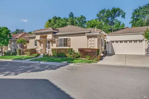 149 Dewberry Dr, Vacaville, CA 95688