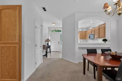 149 Dewberry Dr, Vacaville, CA 95688 photo 10