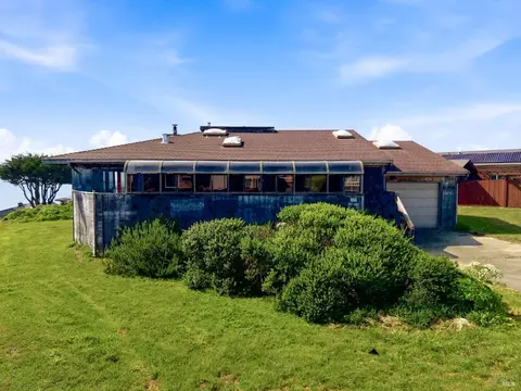 Exterior - 467 Oceana Dr, Dillon Beach, CA 94929 photo 1 of 9