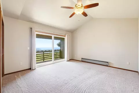 Bedroom - 467 Oceana Dr, Dillon Beach, CA 94929 photo 6 of 6