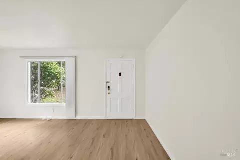 Living - 2525 Alameda St, Vallejo, CA 94590 photo 3 of 3