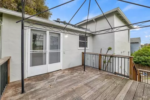 Exterior - 2525 Alameda St, Vallejo, CA 94590 photo 6 of 15