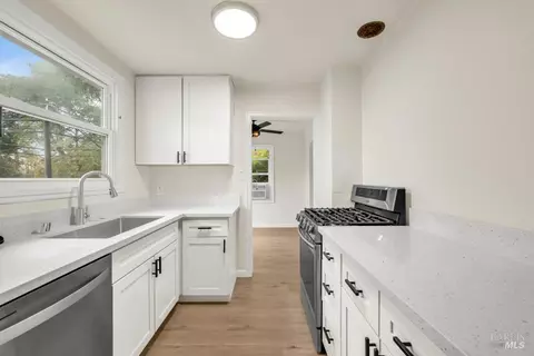 Kitchen - 2525 Alameda St, Vallejo, CA 94590 photo 2 of 4