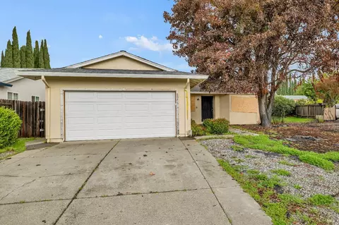 Exterior - 2076 Harte Ct, Fairfield, CA 94533 photo 2 of 8