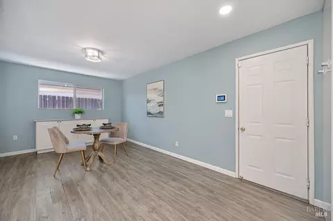 Dining - 495 Pear Tree Ln, Fairfield, CA 94533 photo 1 of 4