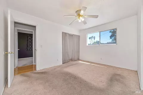 Bedroom - 495 Pear Tree Ln, Fairfield, CA 94533 photo 2 of 8