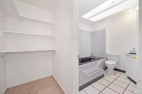 Bath - 495 Pear Tree Ln, Fairfield, CA 94533 photo 1 of 4