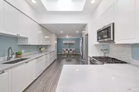 Kitchen - 495 Pear Tree Ln, Fairfield, CA 94533 photo 1 of 5