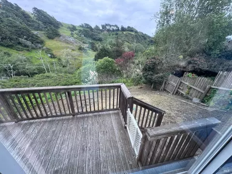 Exterior - 9095 Balboa Ave, Jenner, CA 95450 photo 9 of 14