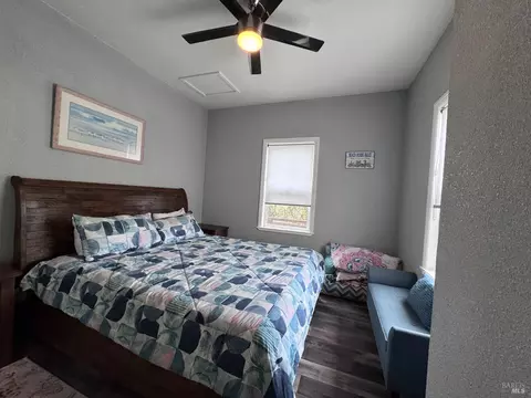 Bedroom - 9095 Balboa Ave, Jenner, CA 95450 photo 3 of 6