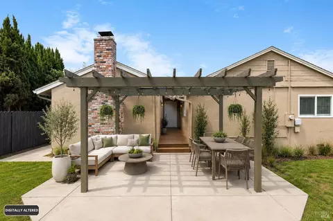 Exterior - 868 Ashwood Ave, Vallejo, CA 94591 photo 8 of 13