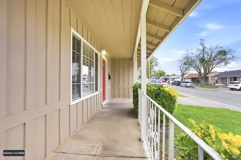 Exterior - 868 Ashwood Ave, Vallejo, CA 94591 photo 6 of 13