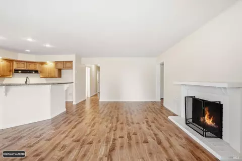 Living - 868 Ashwood Ave, Vallejo, CA 94591 photo 1 of 9