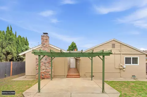 Exterior - 868 Ashwood Ave, Vallejo, CA 94591 photo 13 of 13