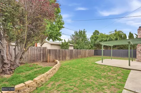 Exterior - 868 Ashwood Ave, Vallejo, CA 94591 photo 12 of 13