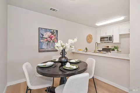 Dining - 99 Villa Cir, Fairfield, CA 94533 photo 1 of 1