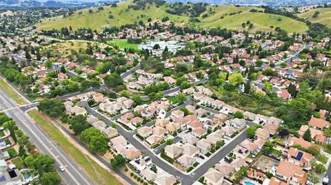 View/Area - 307 Trumbull Way, Vacaville, CA 95688 photo 3 of 3