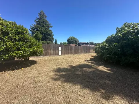 Exterior - 277 Idora Ave, Vallejo, CA 94591 photo 4 of 4