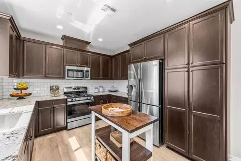 Kitchen - 4467 Cancun Ct, Fairfield, CA 94533 photo 1 of 7