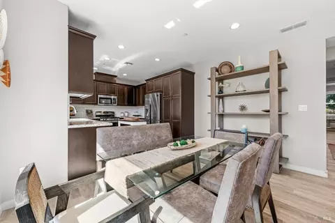Dining - 4467 Cancun Ct, Fairfield, CA 94533 photo 4 of 4