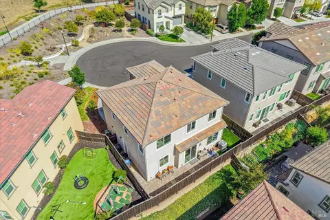 View/Area - 4467 Cancun Ct, Fairfield, CA 94533 photo 9 of 16