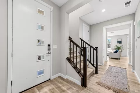 Entry Way - 4467 Cancun Ct, Fairfield, CA 94533 photo 2 of 8