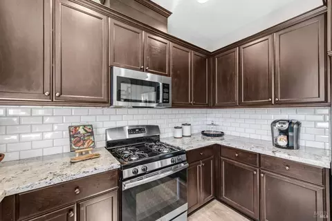 Kitchen - 4467 Cancun Ct, Fairfield, CA 94533 photo 7 of 7