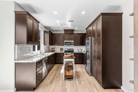 Kitchen - 4467 Cancun Ct, Fairfield, CA 94533 photo 2 of 7