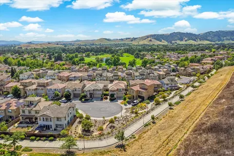 View/Area - 4467 Cancun Ct, Fairfield, CA 94533 photo 4 of 16