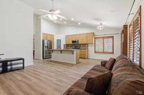 Living - 1640 Folsom Downs Cir, Dixon, CA 95620 photo 1 of 4