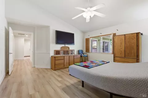 Bedroom - 1640 Folsom Downs Cir, Dixon, CA 95620 photo 3 of 5