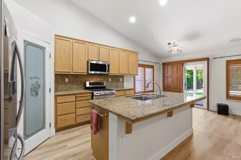 Kitchen - 1640 Folsom Downs Cir, Dixon, CA 95620 photo 1 of 1