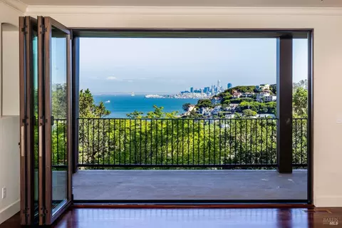 View/Area - 137 Crescent Ave, Sausalito, CA 94965 photo 2 of 8