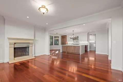 Living - 137 Crescent Ave, Sausalito, CA 94965 photo 1 of 4