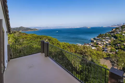 View/Area - 137 Crescent Ave, Sausalito, CA 94965 photo 5 of 8